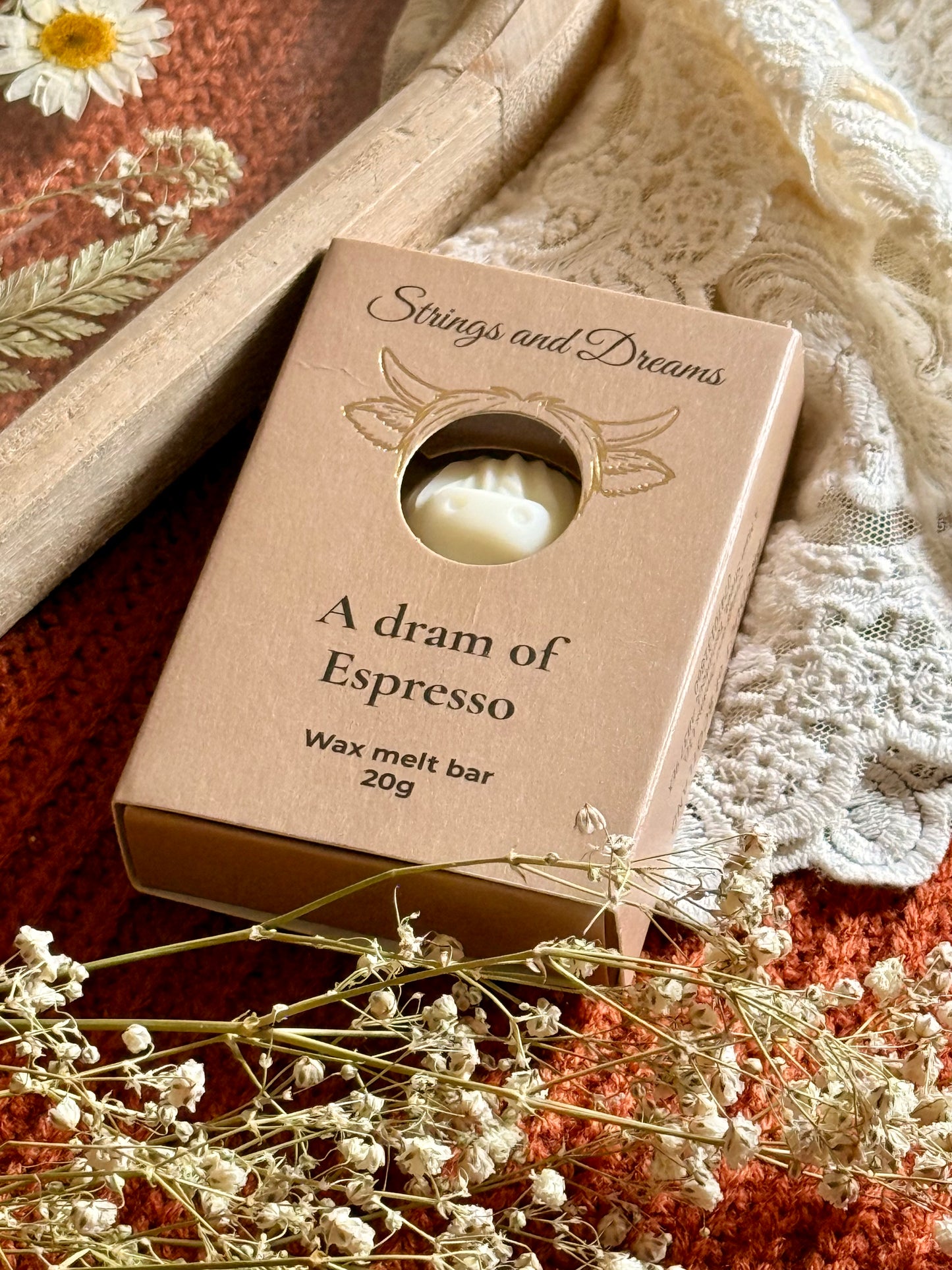 A dram of Espresso Highland Cow wax melt bar