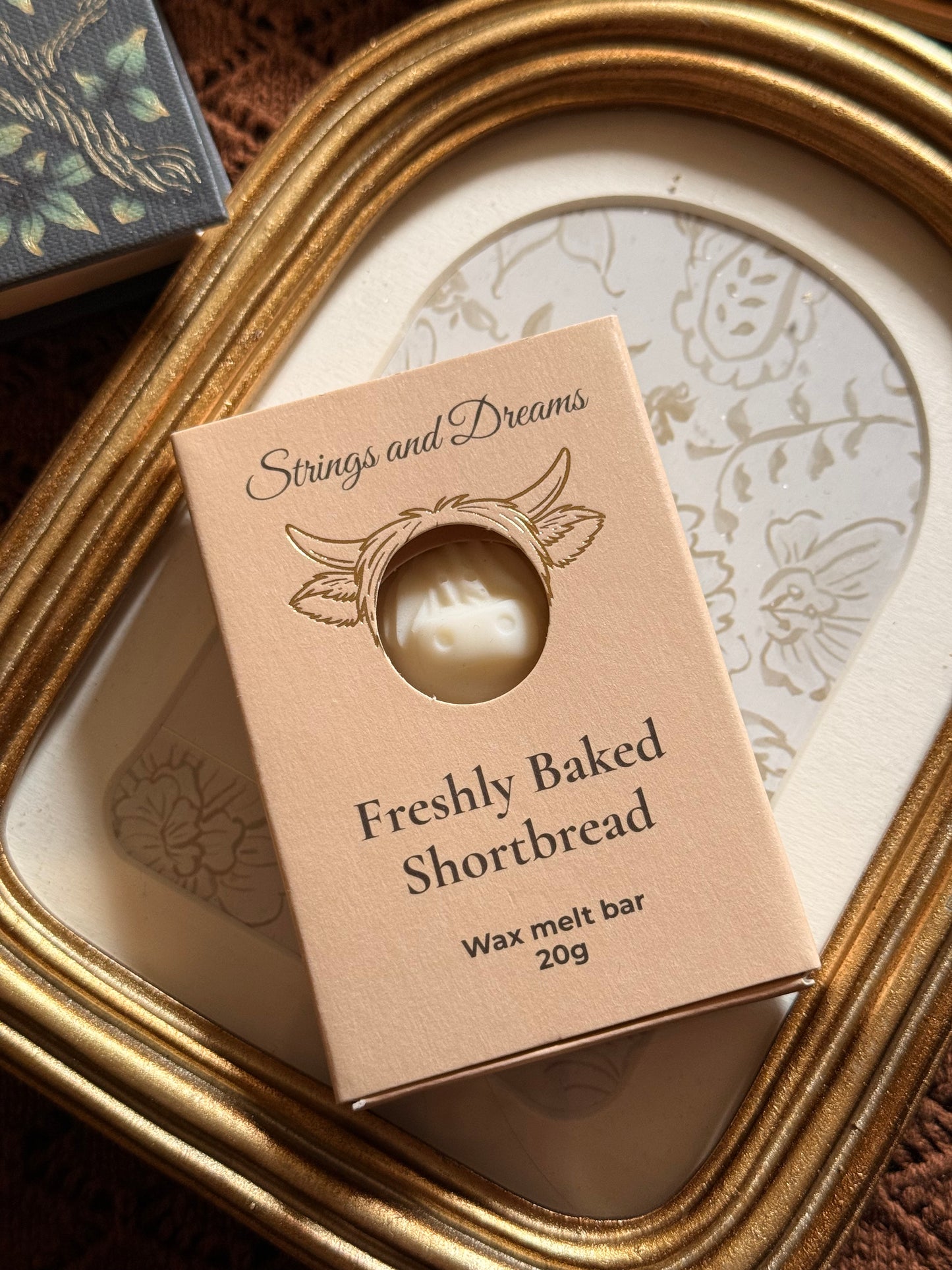 Freshly Baked Shortbread Highland Cow wax melt bar