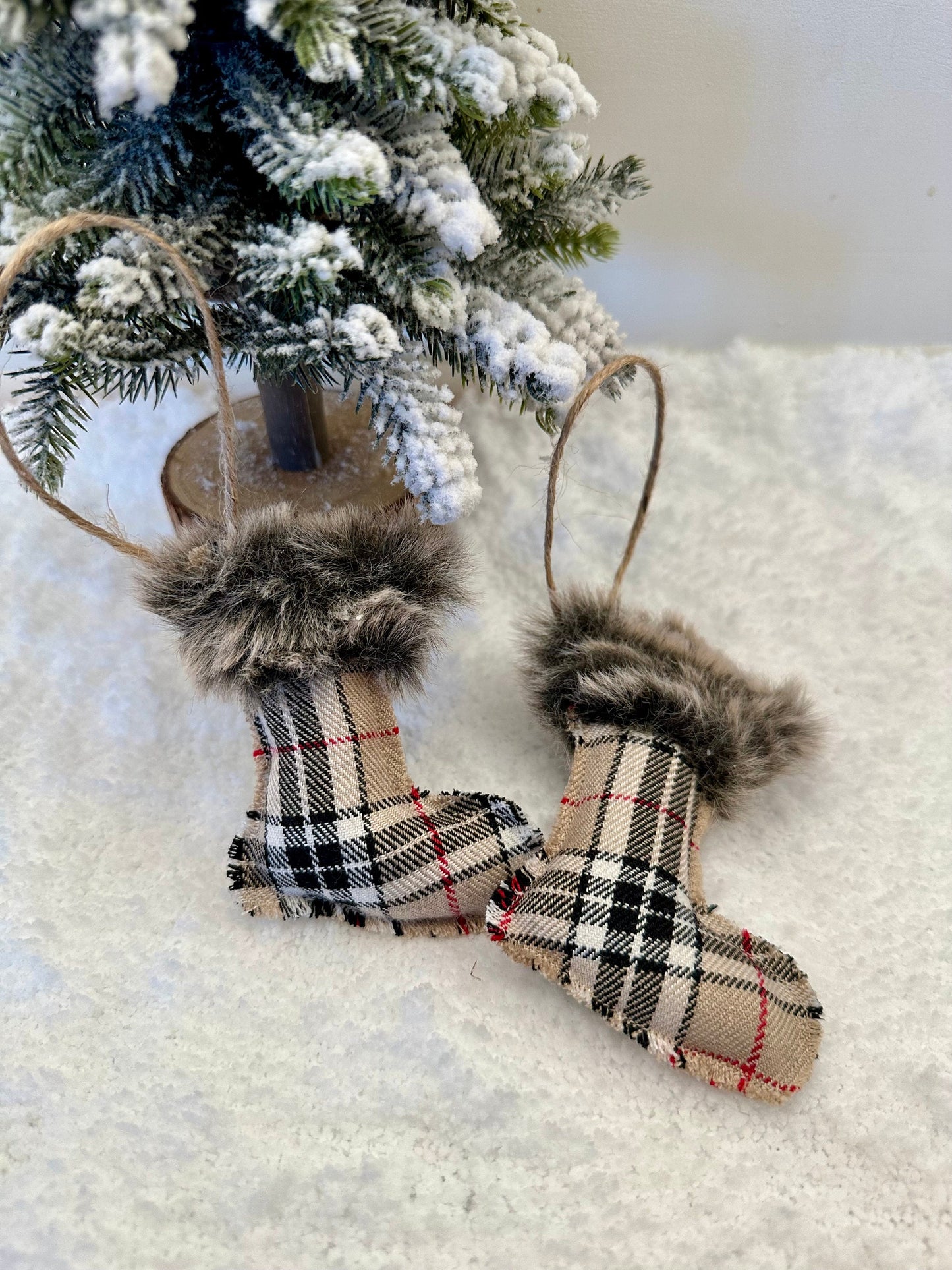 Set of 2 neutral Christmas tree ornaments